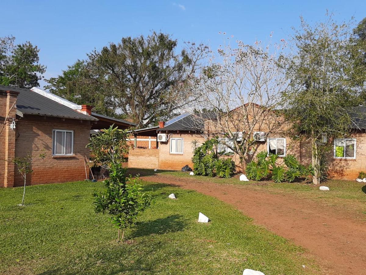Mi Buen Refugio Villa Puerto Iguazu Ngoại thất bức ảnh
